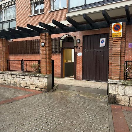 Hostel Puerta Del Angel Мадрид Екстер'єр фото